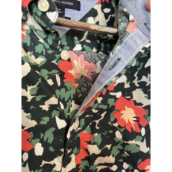Tommy Hilfiger Men's Short Sleeve Button Up Hawaiian Size Medium Custom Fit - Picture 4 of 9